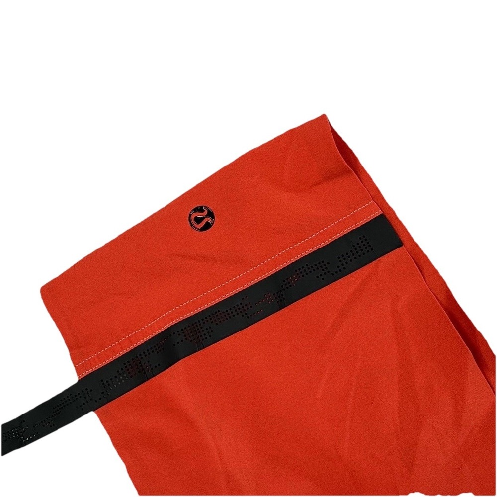 Lululemon Shorts Mens Gray Red Pace Breaker Linerless 7" Running‎ Gym Training